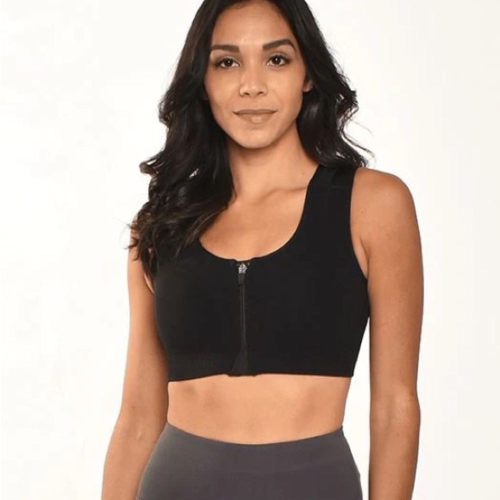 Alignme Zipper Posture sports bra for women
